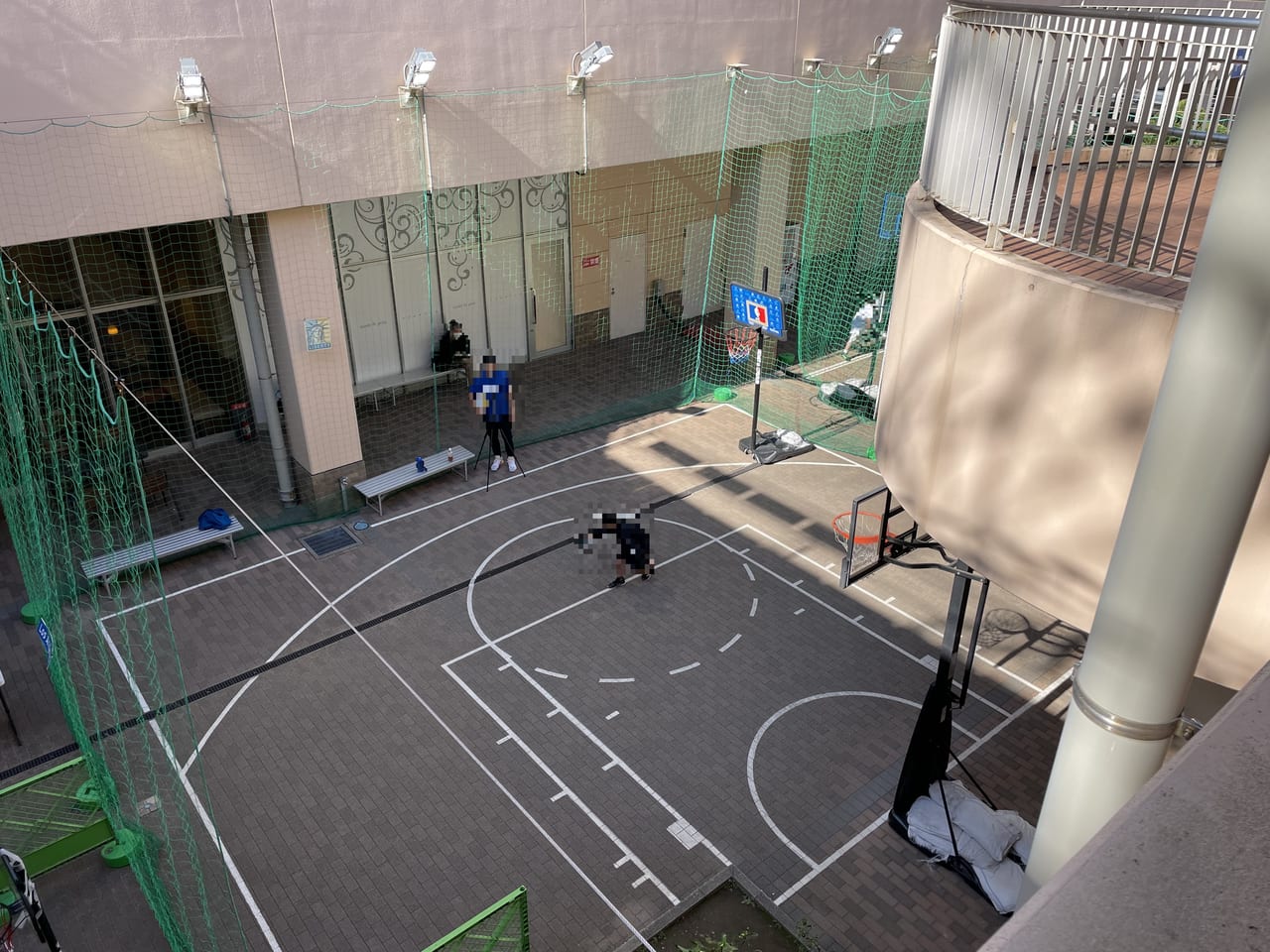 横浜市港北区 寒い日はバスケで温まろう お買い物ついでに出来るバスケットコートがトレッサ横浜にあるんです 号外net 横浜市港北区