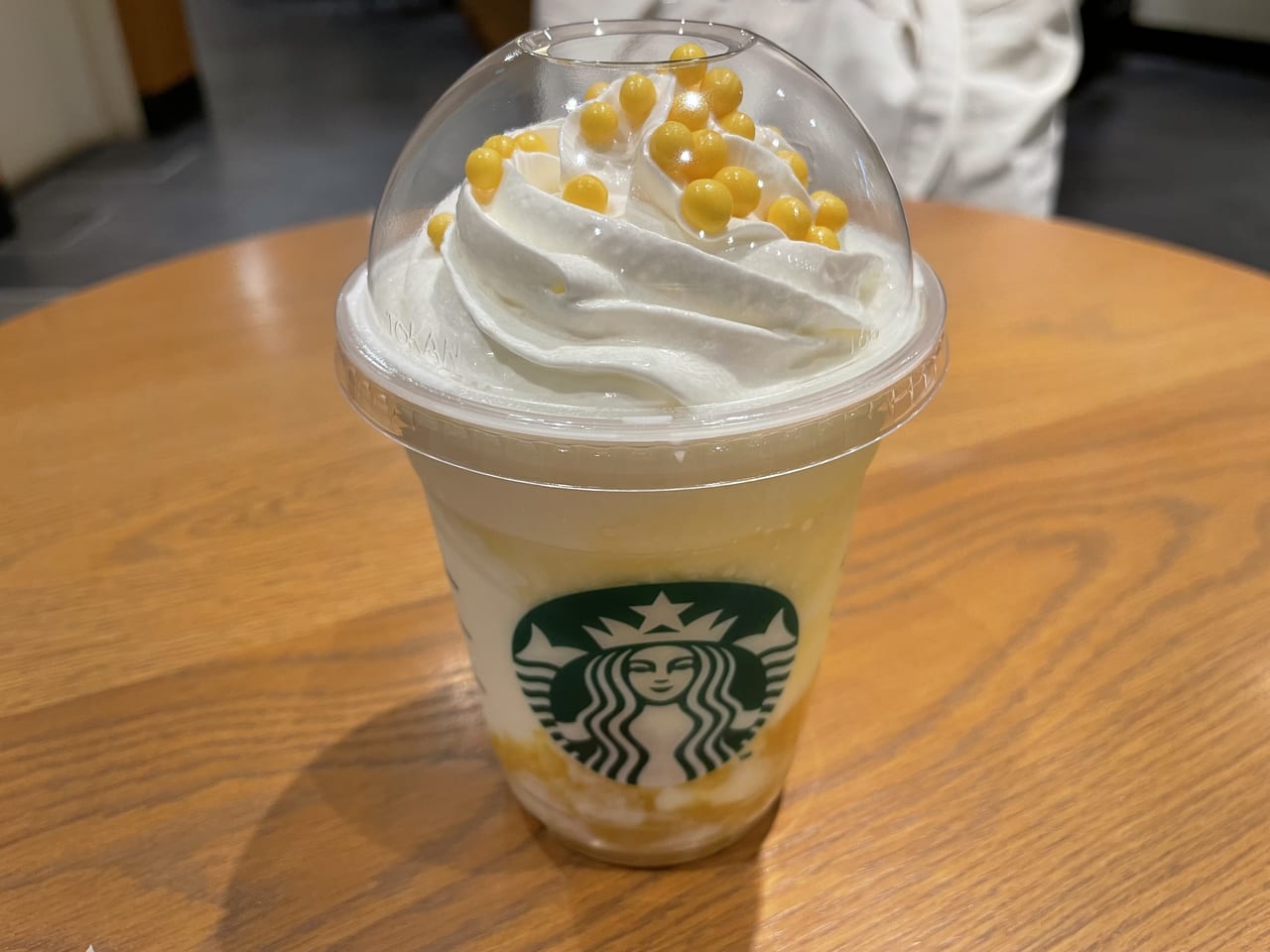 スターバックスコーヒー　トレッサ横浜店　リニューアルオープンの様子